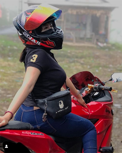 Valerie Sisy Agatha Mantan Drummer Yang Hobi Ridding