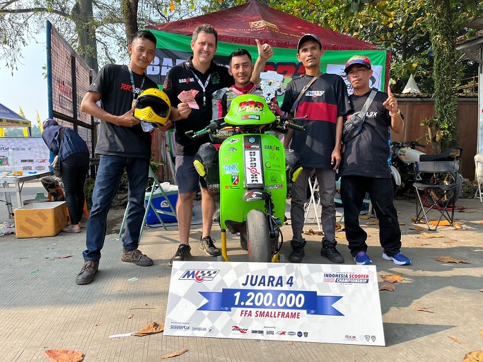 RODOLFO RACING TEAM VESPA RACE MOTORPRIX OTOMOTIFNEWS COM