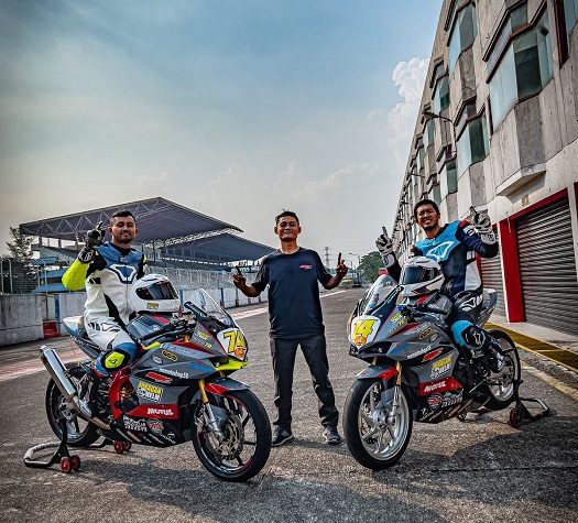 Juraga Helm MotoVillage WMC Racing Team Otomotifnews com (5)