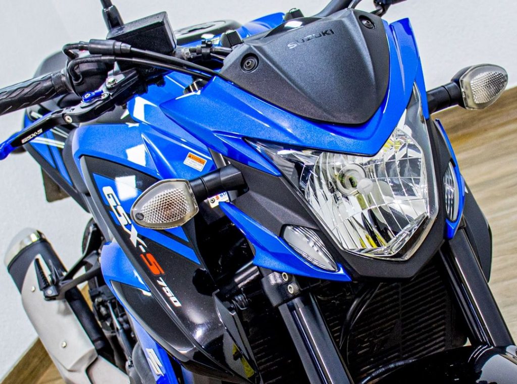 Suzuki 750