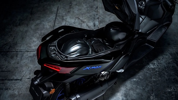 Yamaha XMax 2024